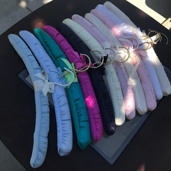 Accessories - Set of nice hangers